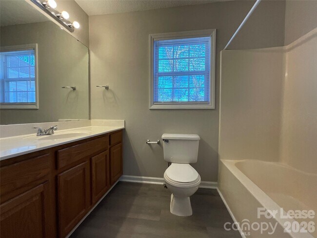 Building Photo - 1742 Park Terrace Ln