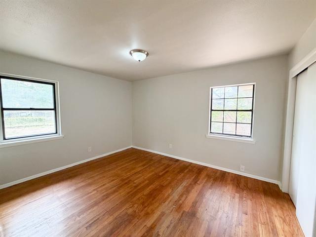Building Photo - 118 Brazos St