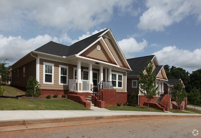 Primary Photo - The Village at Walker's Bend