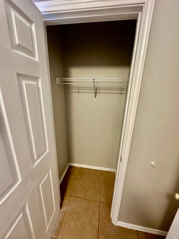 Building Photo - 15309 Kamary Ln