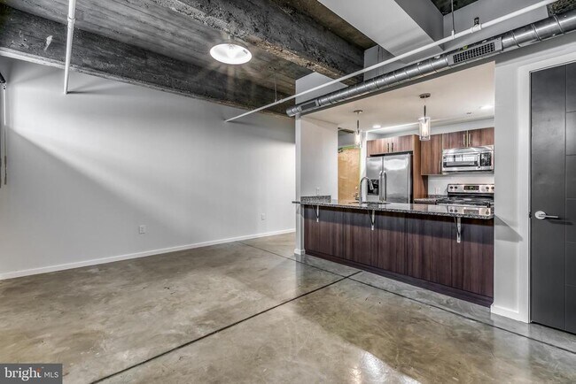 Building Photo - 4800 Brown St