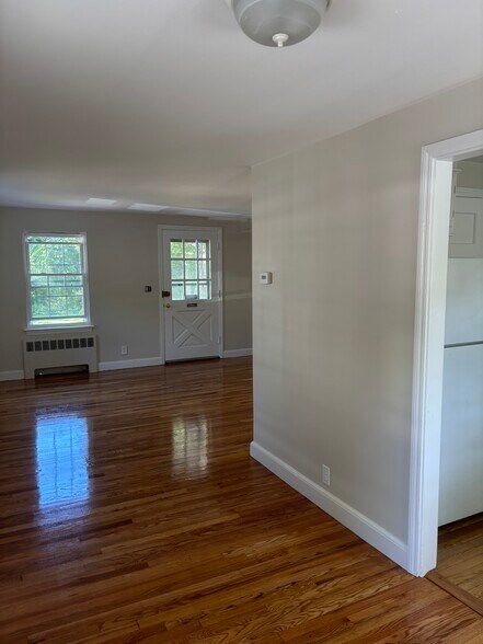 Building Photo - 23A Charlesbank Rd