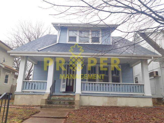 Primary Photo - Beautiful 2 bedroom 1 bathroom house with ...