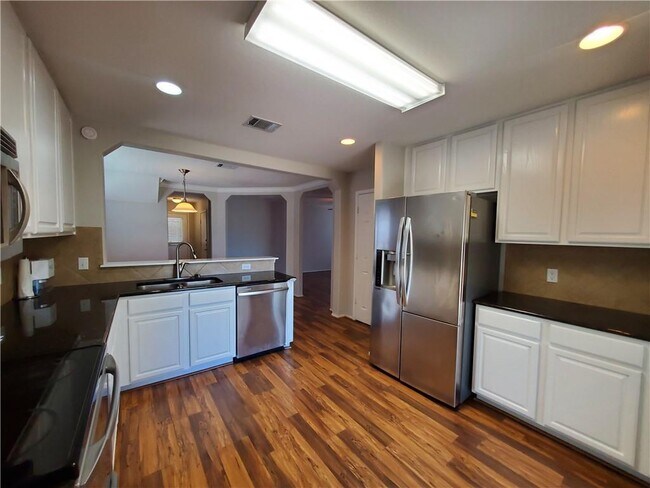 Building Photo - 11208 Ashbrook Dr