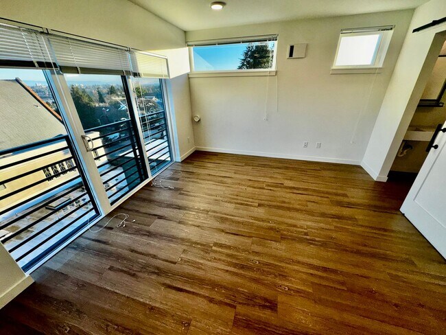 Interior Photo - Cypress Greenwood ~ The Heart of Phinney R...
