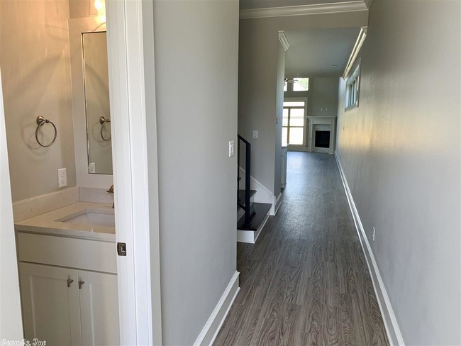 Building Photo - 106 Lamarche Pl