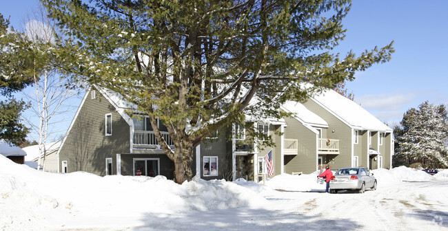 Primary Photo - Rustfield Village Apartments