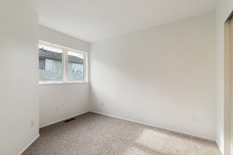 Building Photo - 2103 W Xenia Ln