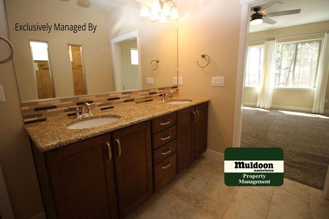 Building Photo - Super nice home in Monument!  Coming Soon!