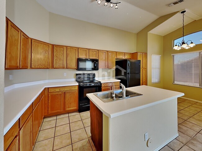 Building Photo - 8655 E Crescent Ave