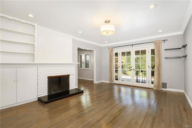 Building Photo - 5650 Heleo Ave