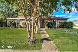 Building Photo - 801 Cherry Hills Dr
