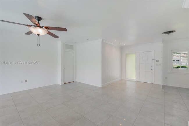 Building Photo - 3615 Riviera Ct