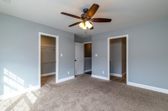 Building Photo - 924 Warrior Hill Dr