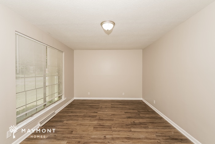 Building Photo - 5405 Valleyview Trail