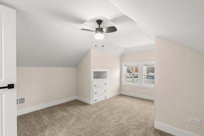 Building Photo - 5542 W 64th St