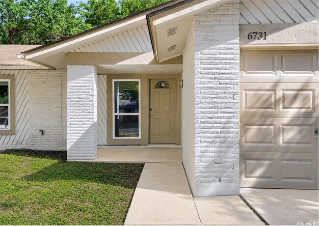 Building Photo - 6731 Carters Blf Dr