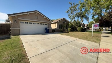 Building Photo - Stunning 4 Bedroom Off Snow Rd and Jewetta...