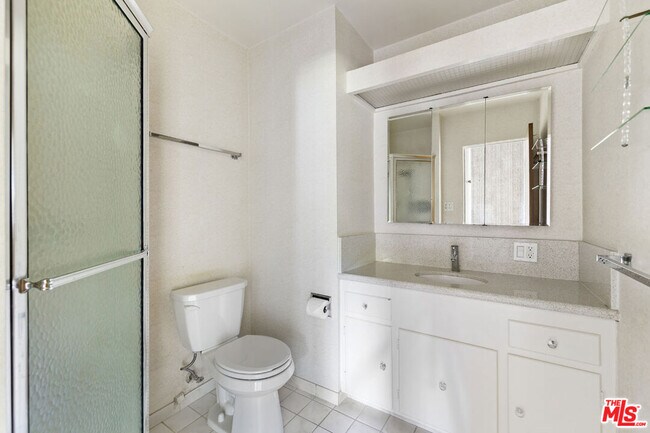 Building Photo - 3582 Verdugo Vista Terrace