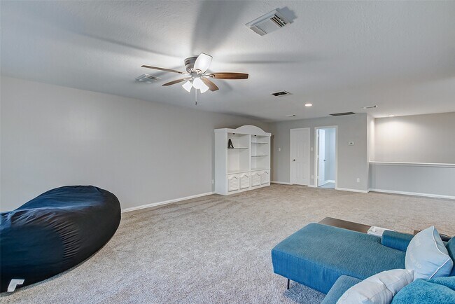 Building Photo - 18207 Red Eagle Ct
