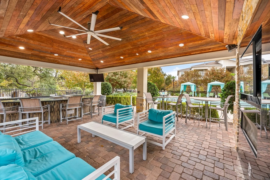 Building Photo - 12700 Ridgeline Blvd