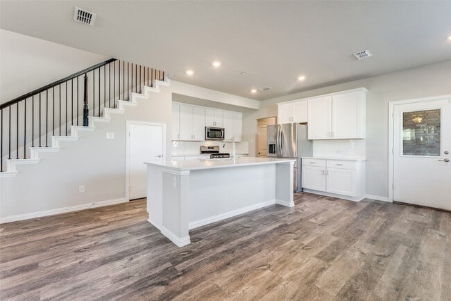 Building Photo - 4106 Ranchero Dr