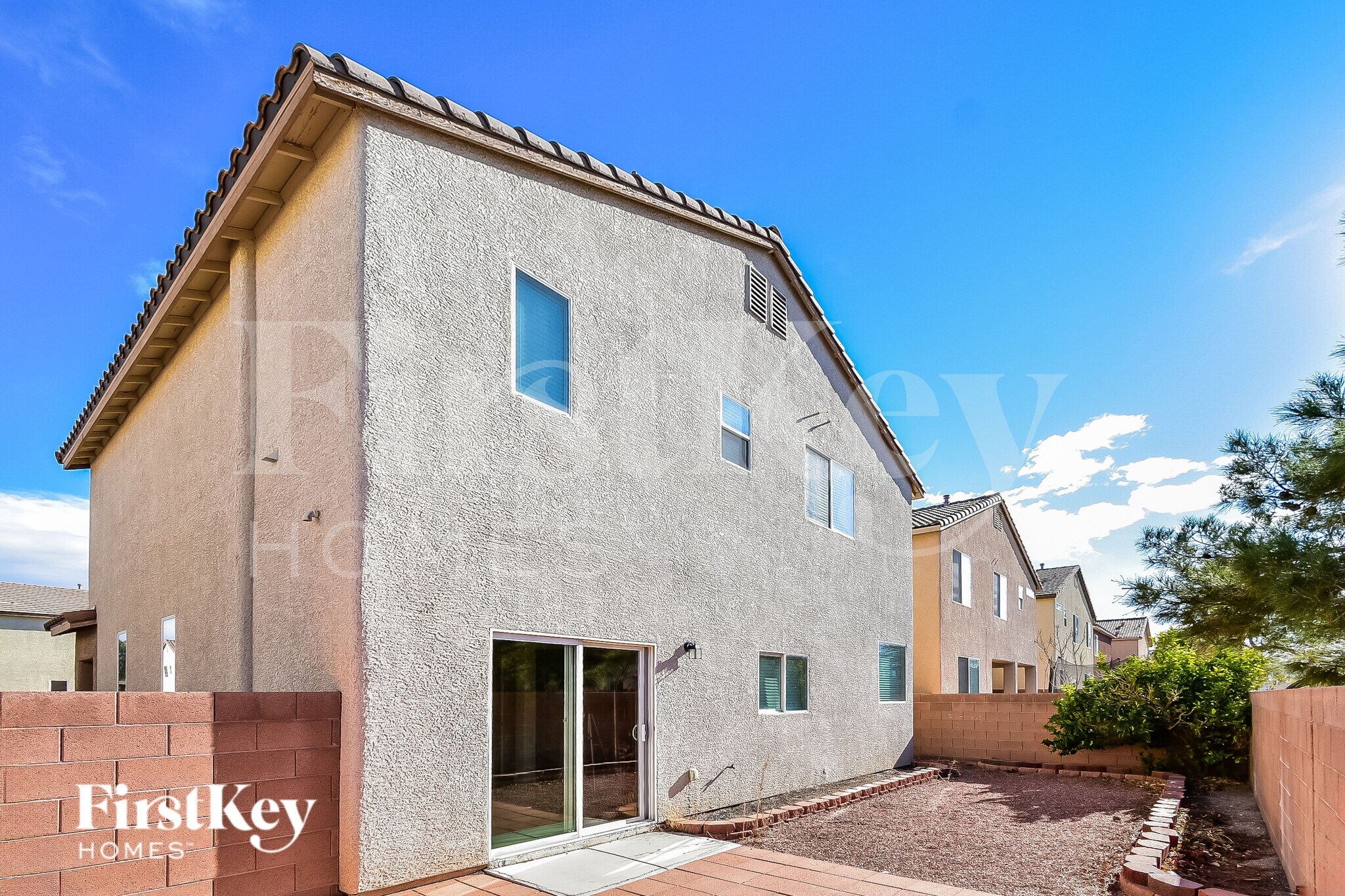 Building Photo - 5485 Ovando Way