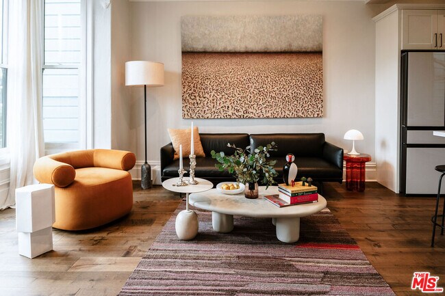 Building Photo - 2786 Bush St