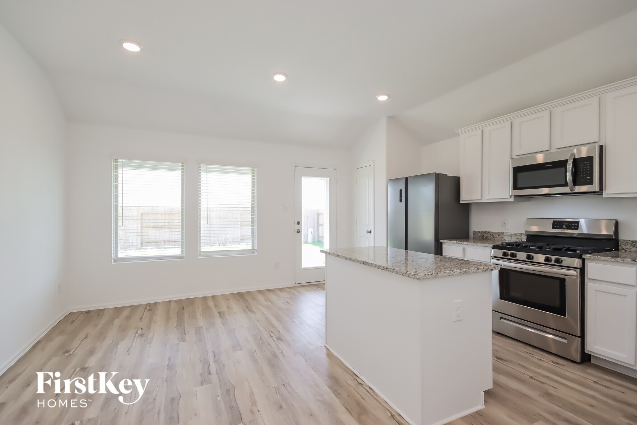 Building Photo - 26634 Daylily Grove St