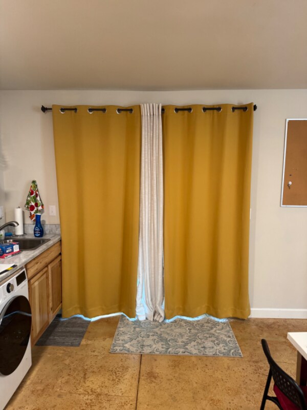 Building Photo - 2091 Fallbrook Ct