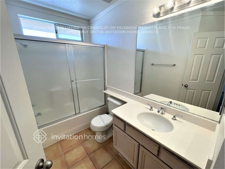 Building Photo - 39907 Wild Canary Ln
