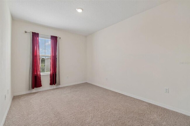Building Photo - 17053 Oval Rum Dr