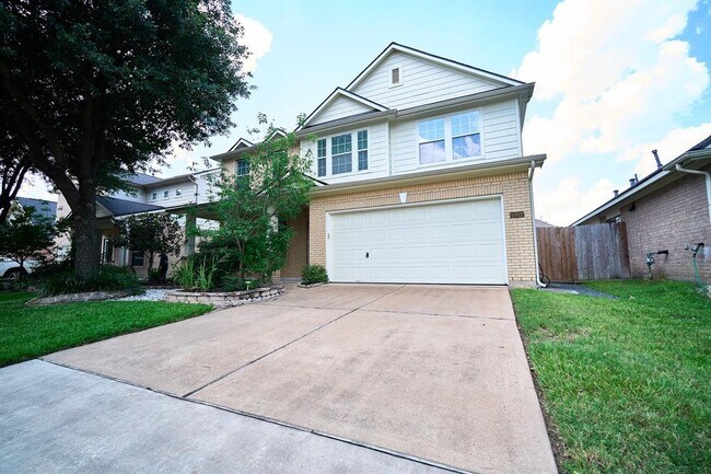 Building Photo - 10027 Deer Track Ct