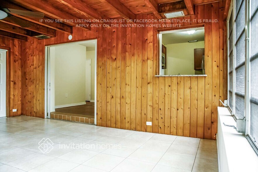 Building Photo - 245 NW 124th St