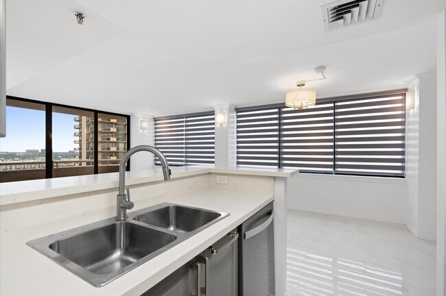 Building Photo - 3525 Sage Rd