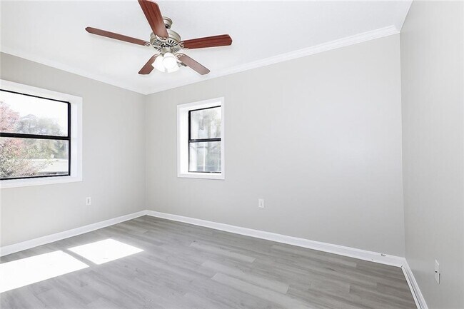 Building Photo - 953 Washington St SW