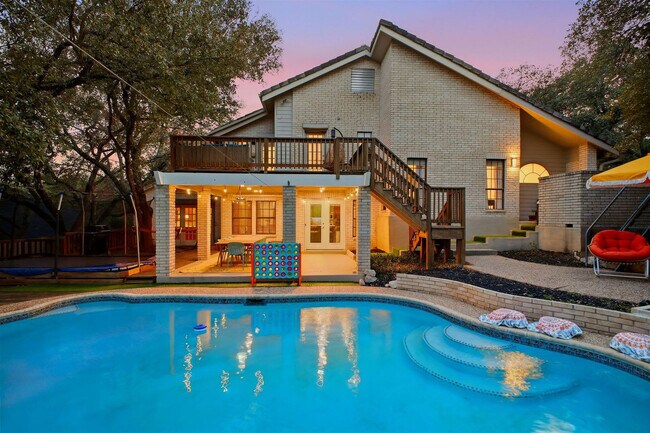 Building Photo - 2915 Quail Oak St