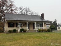 Building Photo - 80 Gates Rd