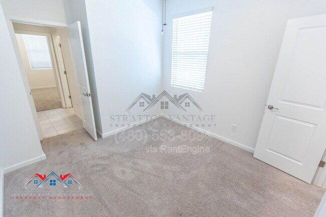 Building Photo - 2898 Kim Dr
