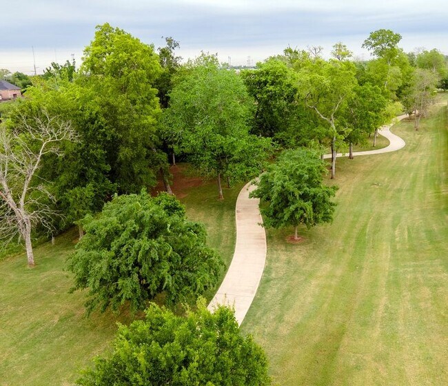 Building Photo - 9906 Murray Landing