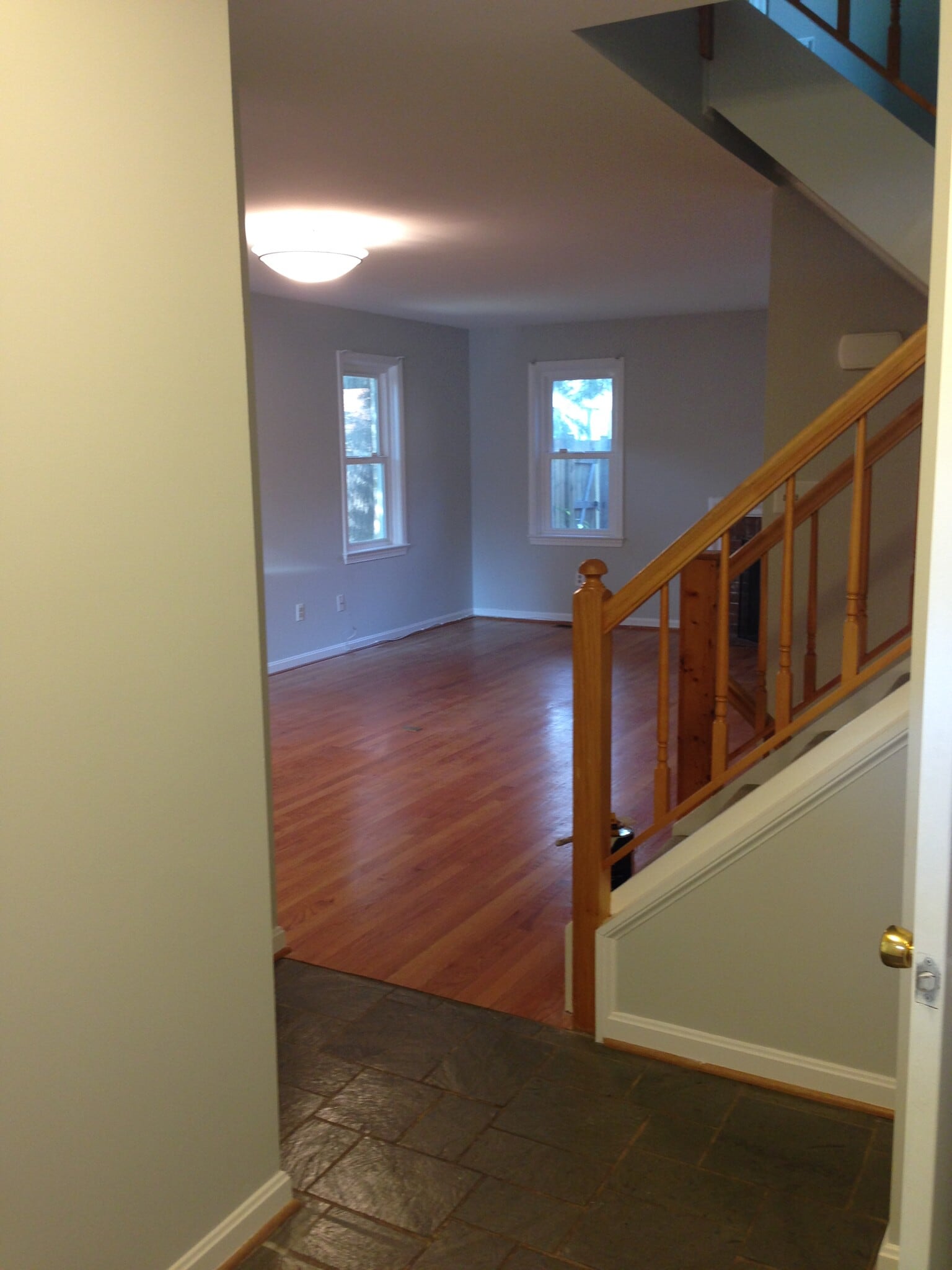 Building Photo - 845 N Greenbrier St