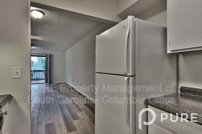 Building Photo - 301 Harbor Heights Dr