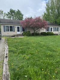 Building Photo - Duplex in Perrysburg