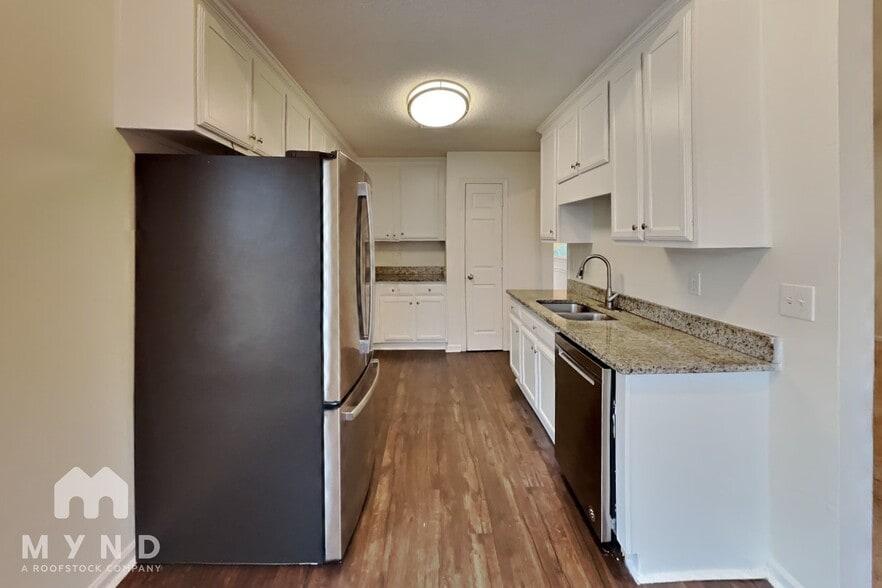 Building Photo - 7822 Bar Harbor Dr