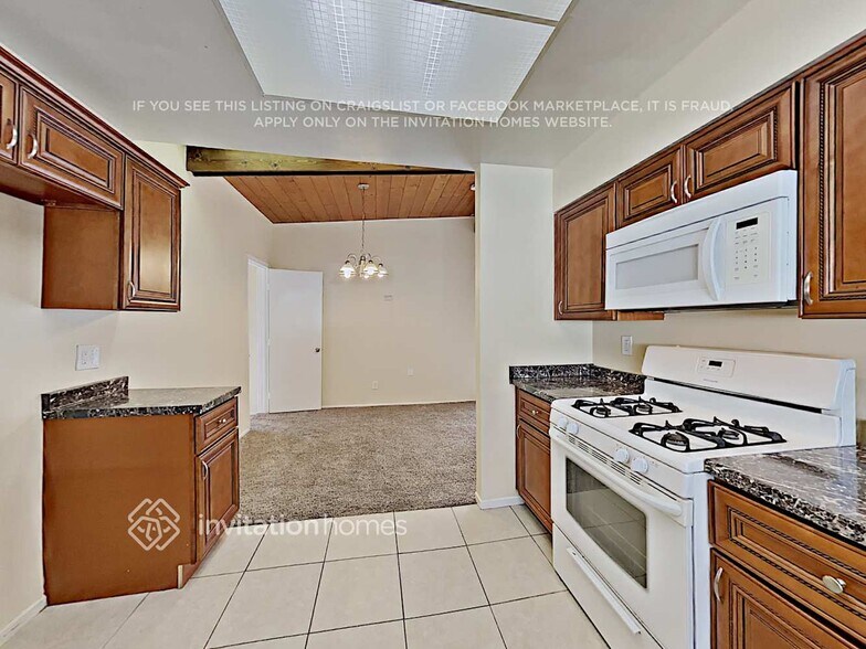 Building Photo - 7758 Jamieson Ave