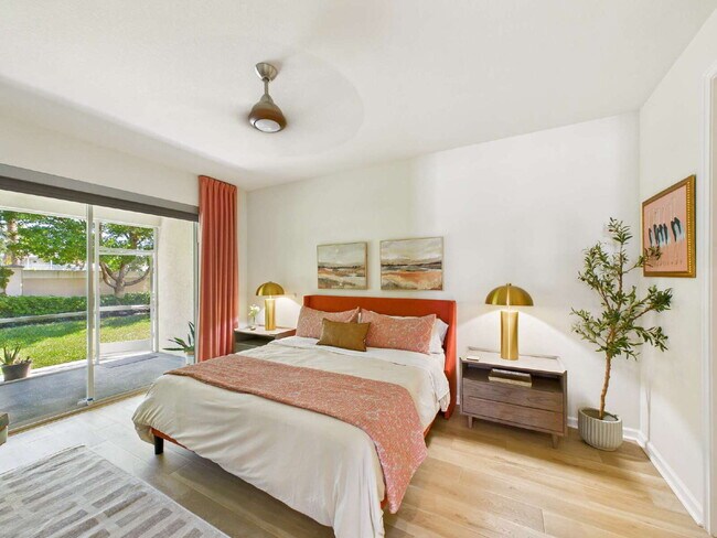 Building Photo - Relax and Unwind in This Beautiful Arboretum Condo Near Downtown Naples – 3-Month Minimum Rental