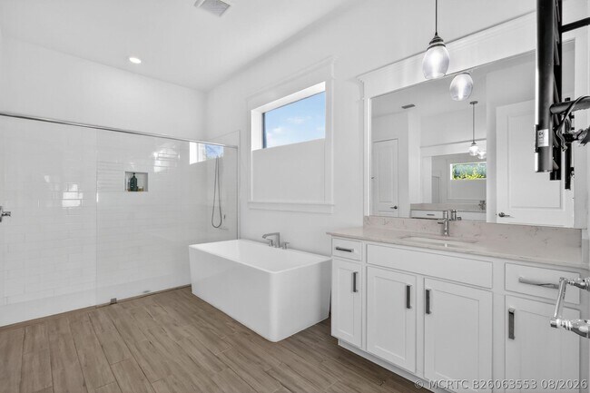 Building Photo - 799 Hookline Cir