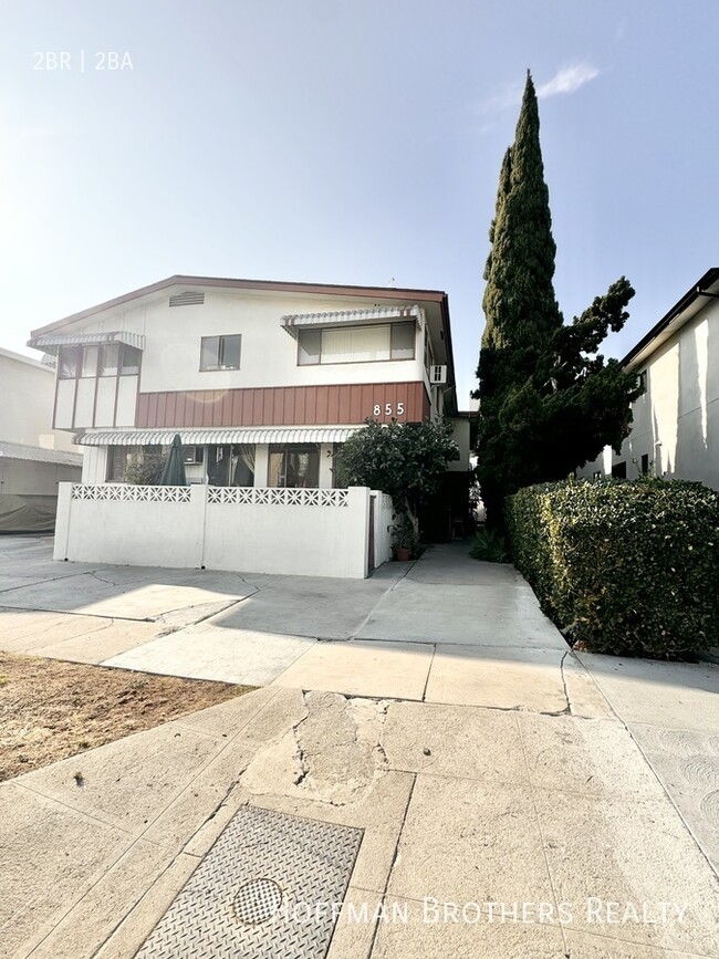 Building Photo - 855 S Sherbourne Dr Los Angeles, CA 90035