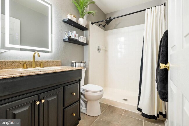 Building Photo - 12906 Fair Briar Ln