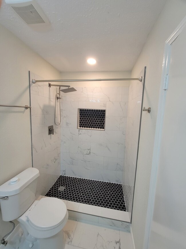 Building Photo - 6311 Diamond Rock Dr